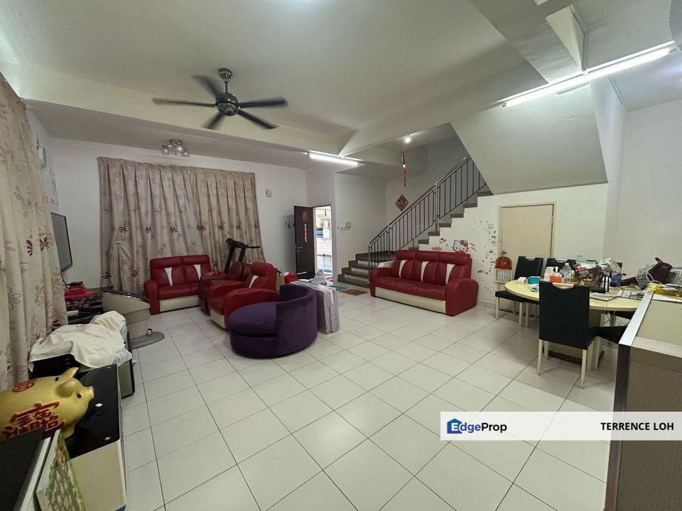 Cluster house with plenty of room space, Johor, Kangkar Pulai