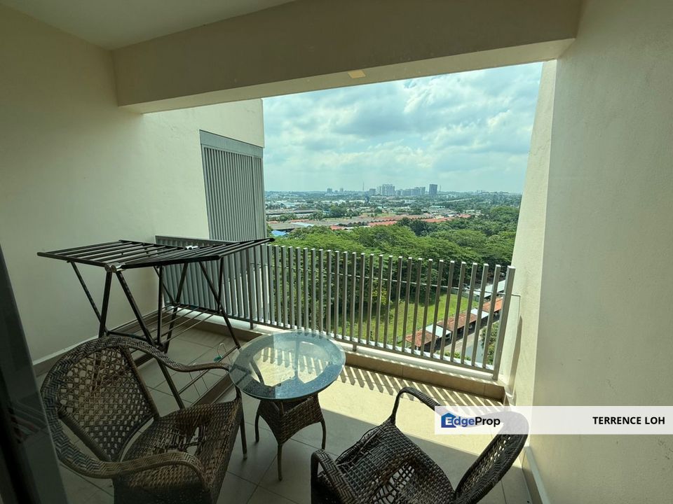 Well sought aftet high rise with huge built up, Johor, Johor Bahru