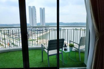 Teega Suites @ Puteri Harbour