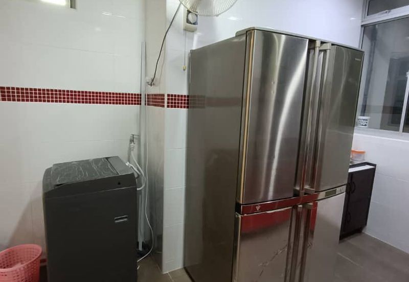 Eastbay Luxury Apartment