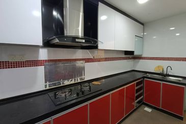 Eastbay Luxury Apartment