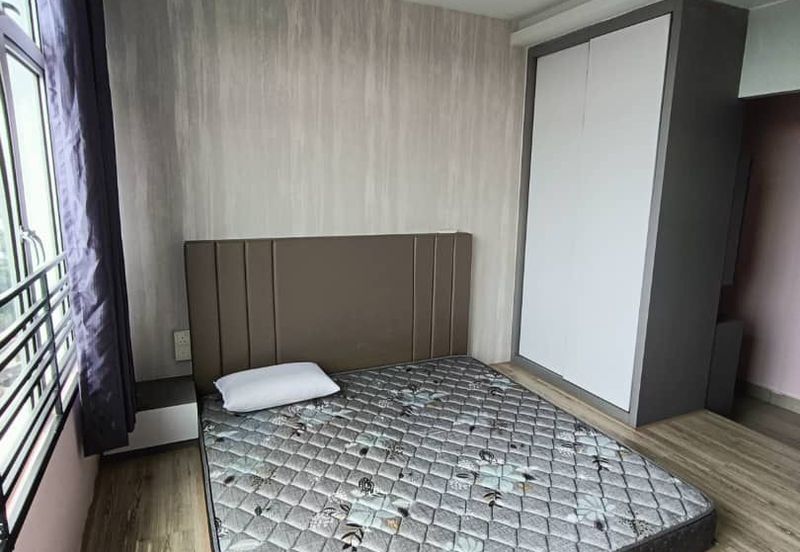 Eastbay Luxury Apartment