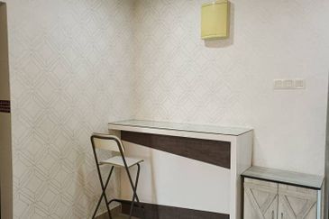 Eastbay Luxury Apartment