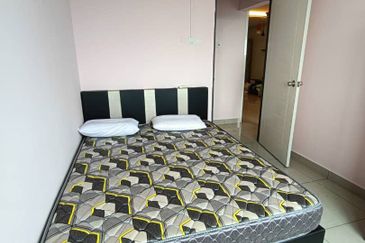 Eastbay Luxury Apartment