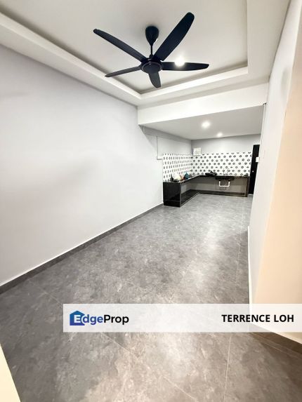 Highly sought after single storey terrace house , Johor, Kulai
