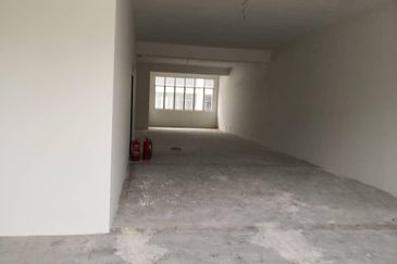 Oasis 2 @ Tropicana Danga Cove