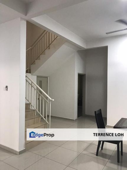 Strategically located within highways, Johor, Johor Bahru