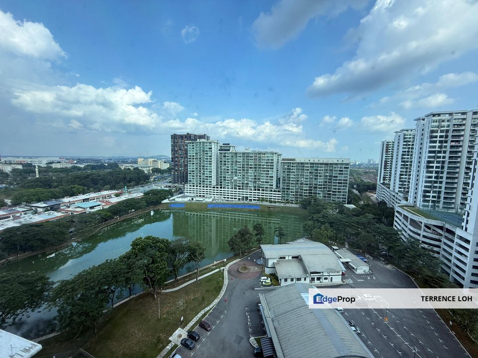 High floor unit at Austin prime location, Johor, Johor Bahru
