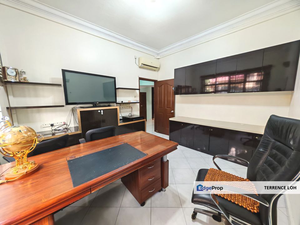 Rarely found bungalow house with affordable selling price, Johor, Masai