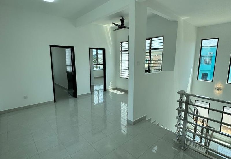 Huge land size corner bungalow with affordable selling price