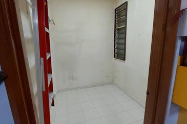 Villa Krystal, Bandar Selesa Jaya
