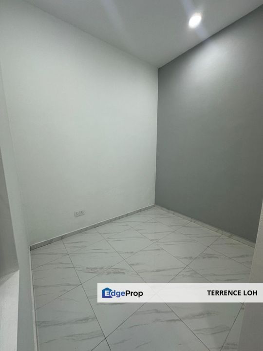 Hard to get single storey at the heart of JB downtown, Johor, Johor Bahru