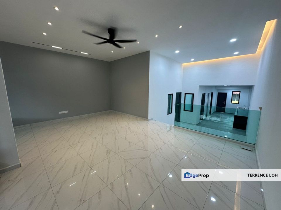 Hard to get single storey at the heart of JB downtown, Johor, Johor Bahru