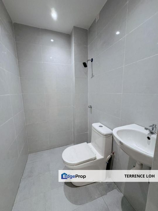 Well sought after single storey with good access to daily nessecities, Johor, Ulu Tiram