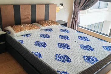 Baypoint @ Country Garden Danga Bay