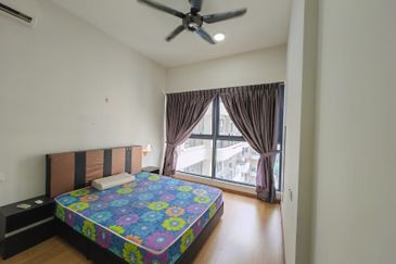 Baypoint @ Country Garden Danga Bay