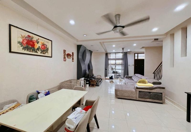 Taman Austin Perdana