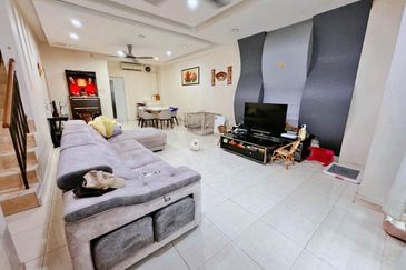 Taman Austin Perdana