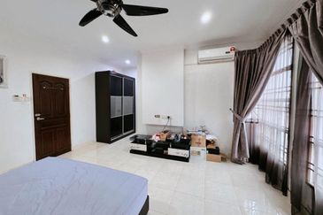 Taman Austin Perdana