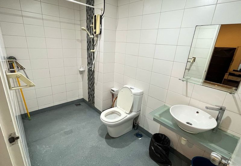 Dedaun Hijau (Greenfield Regency)