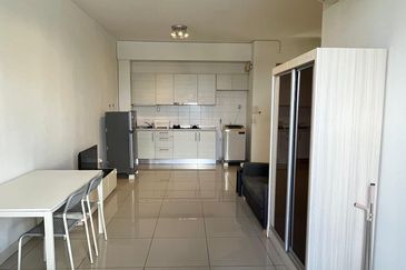 Dedaun Hijau (Greenfield Regency)