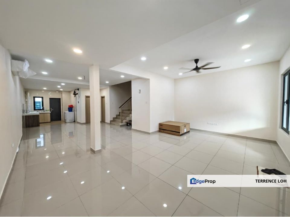Highly sought after terrace with good access to CIQ and Pasir Gudang Highway, Johor, Masai