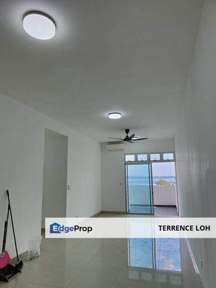 Seaview with big balcony, good access to Pasir Gudang highway, Johor, Masai