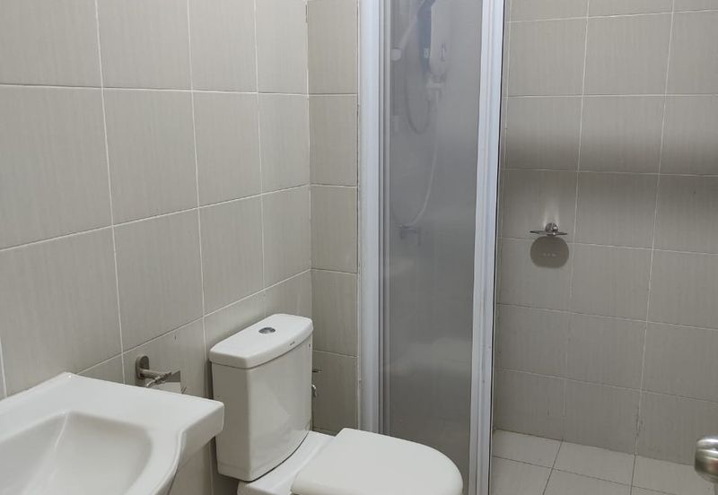 Meridin Bayvue Apartment