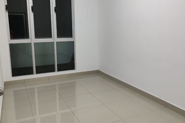 Meridin Bayvue Apartment