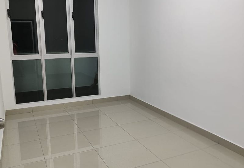 Meridin Bayvue Apartment