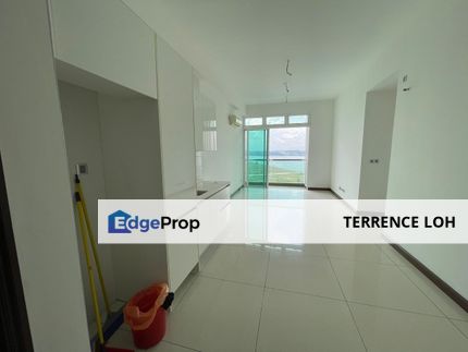 Sea view, 5 mins drive to CIQ, Johor, Johor Bahru