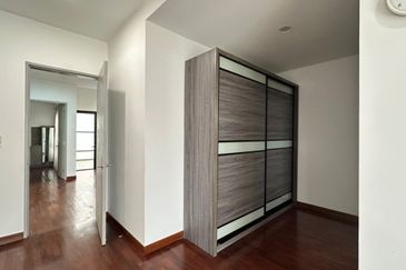 The Canal Garden South, Horizon Hills