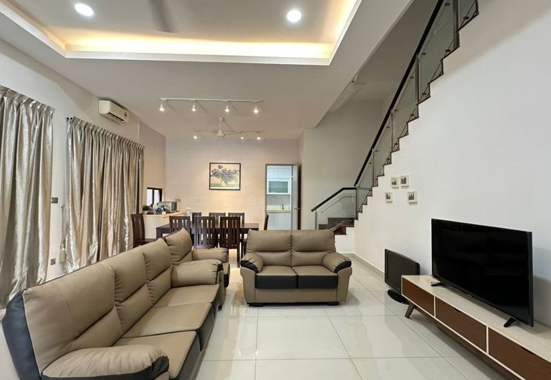 The Canal Garden South, Horizon Hills