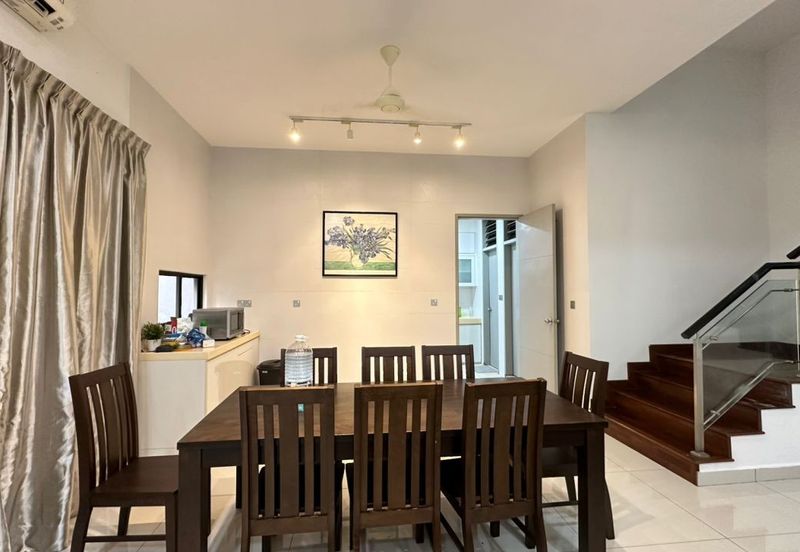 The Canal Garden South, Horizon Hills