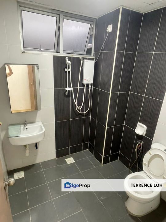 Huge built up with 5 mins away from Larkin Terminal, Johor, Johor Bahru