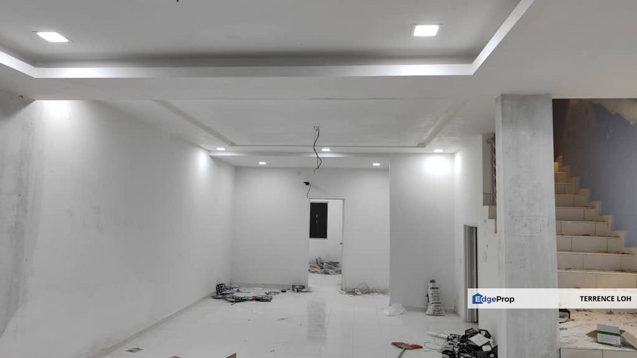 Good access to daily necessity and North-South highway, Johor, Setia Tropika