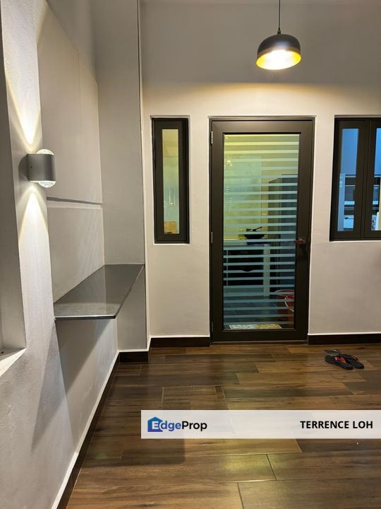 Tastefully renovated cluster house at Horizon Hills, Johor, Horizon Hills