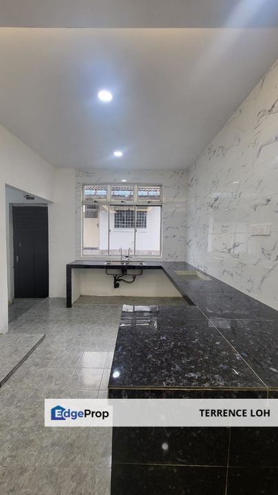 Close nearby to SMK , Johor, Skudai