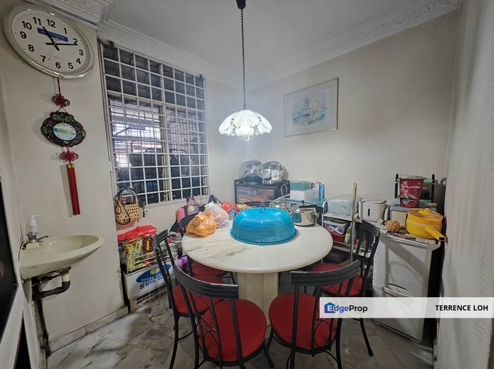Fully renovated terrace house within a prime and convenient location, Johor, Skudai