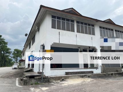 End lot for rent close by Mydin, Johor, Masai