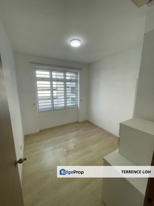 Close access to Larkin Stadium and bus central, Johor, Johor Bahru