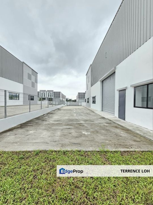 Brand New cluster factory for rent for Rental @RM10,000 By TERRENCE LOH ...