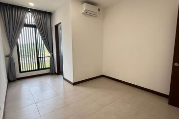 Aurora Resort Villas