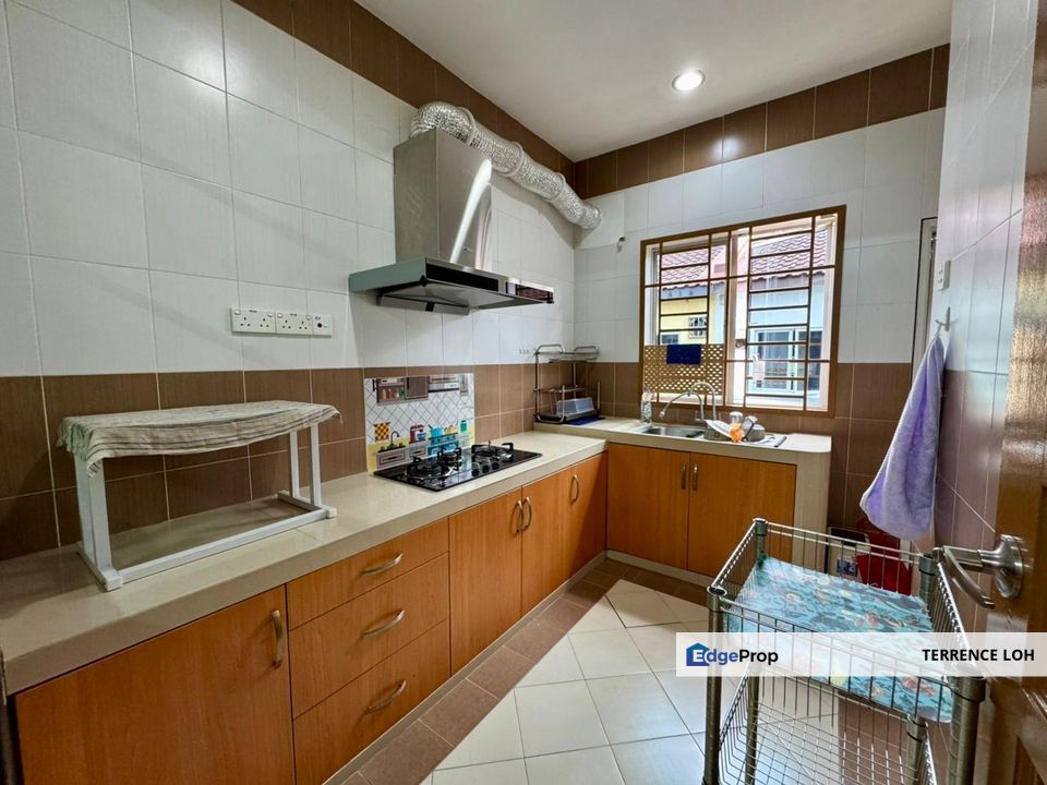 Huge size single storey at Jalan Bukit Impian , Johor, Skudai