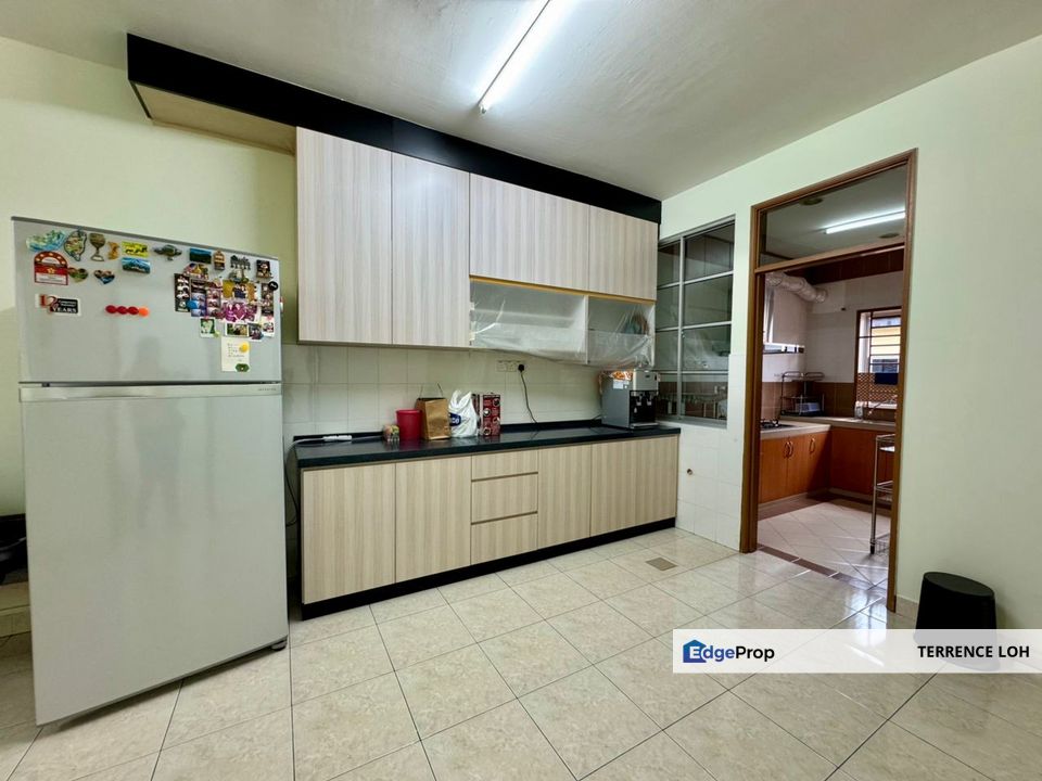 Huge size single storey at Jalan Bukit Impian , Johor, Skudai