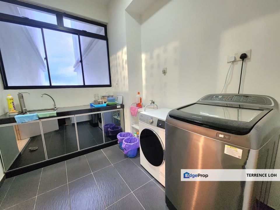 Tastefully renovated dual key next to AEON Bukit Indah, Johor, Johor Bahru