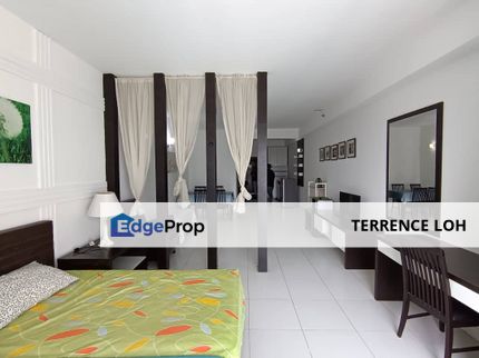 Well maintained river view studio with good access to CIQ, Johor, Johor Bahru