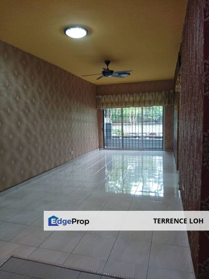 Big size apartment opposite Paradigm Mal, Johor, Tampoi