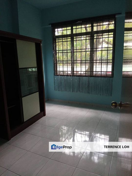 Big size apartment opposite Paradigm Mal, Johor, Tampoi