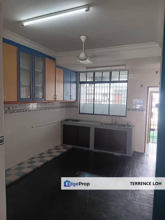 Fully renovated terrace within prime location, Johor, Johor Bahru